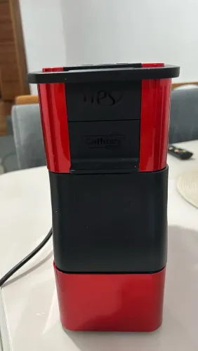 Cafeteira grupo 3 Corações, com tecnologia Caffitaly System