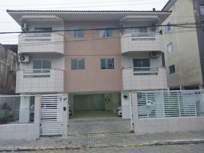 Imóvel para aluguel tem 68 metros quadrados com 2 quartos