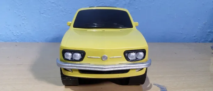 Miniatura 1/18 Volkswagen Brasília ( Plástico )... ZAP *