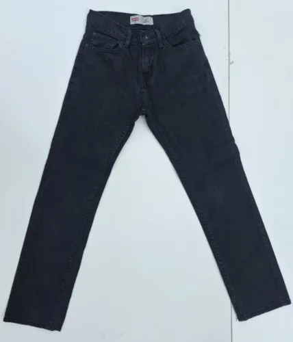 Calça infantil marca Levis modelo 511 tamanho 14 cor preta