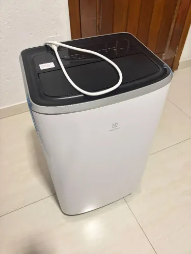 Ar-condicionado portátil Electrolux 12.000 BTUs