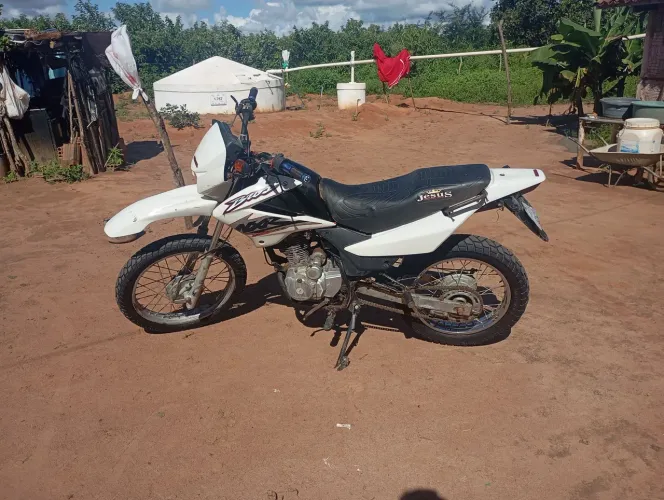 MOTO NXR 125 APENAS 6900
