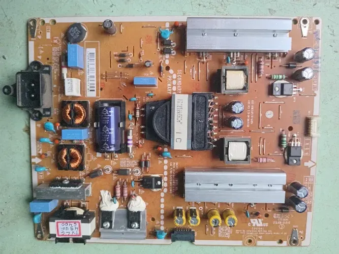 Placa da Fonte yv Lg 49uf6400