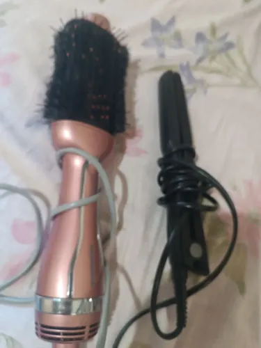 Escova e pranchina semi novas