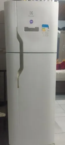 Geladeira perfeito estado 280 litros electrolux