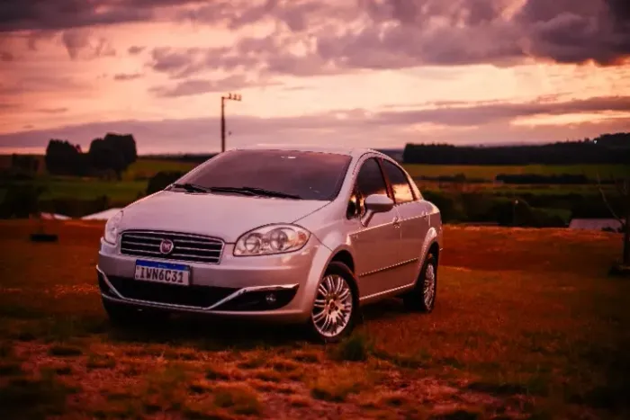 Fiat Linea Essence 1.8 Flex 16V 4P 2016