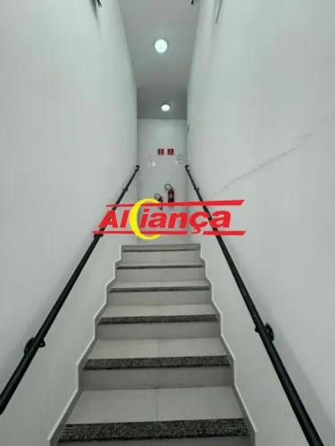 Sala Comercial para Alugar-27m² , Parque Renato Maia, Guarulhos -SP R$ 1.800,00
