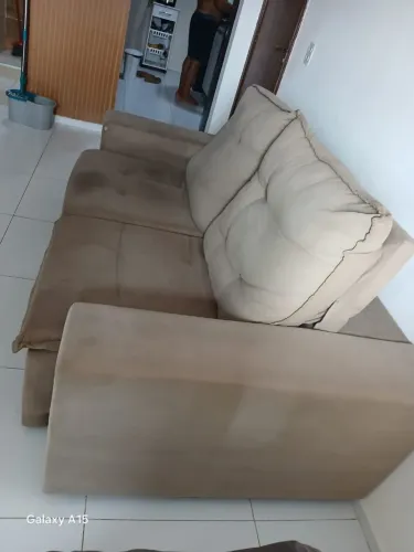 Sofá retrátil e reclinável 