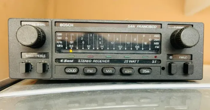 Rádio automotivo clássico Bosch San Francisco - Vintage