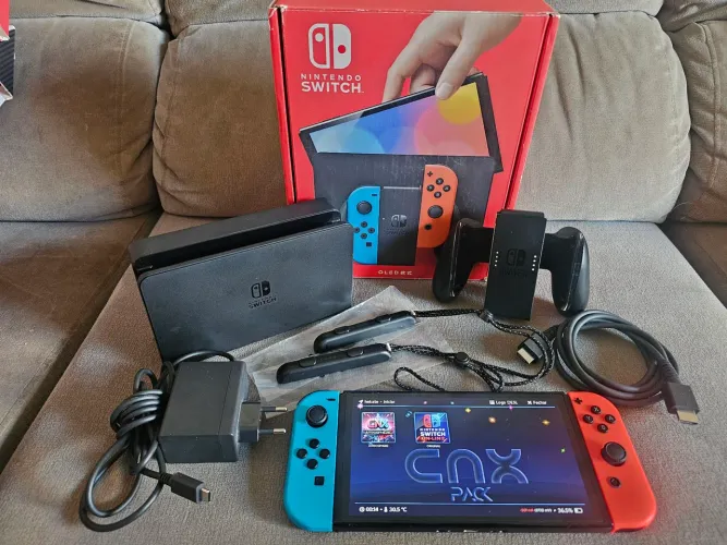 NINTENDO SWITCH OLED NEOM IMPECÁVEL DESBLOQUEADO SD 256 GB 30 JOGOS