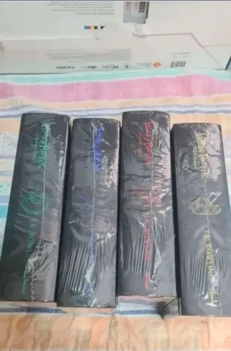 Harry Potter - Coleção Capa Dura 4 CASAS A ORDEM DA FENIX- ROCCO- COMPLETA<br>R$ 350,00