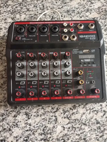Mesa De Som Soundvoice Compact Mc6-bt C/ Efeito Igreja Show 110/220