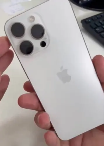 iPhone 15 pro Max 512gb