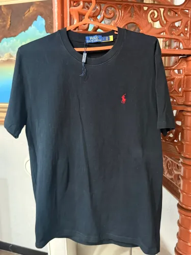 CAMISA RALPH LAUREN PRETA, PONY VERMELHO