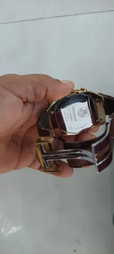 Relógio TAGHEUER 500,00 reais 
