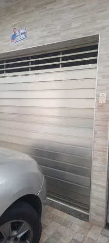 Portão de alumínio inox 