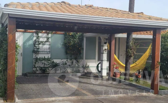 Casa à venda, 3 quartos, 2 suítes, 2 vagas, GRANADA - UBERLANDIA/MG
