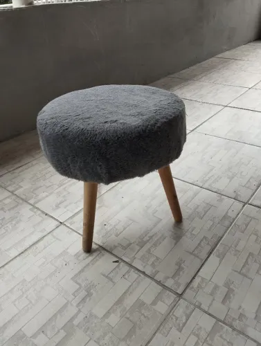 banqueta em ótimo estado