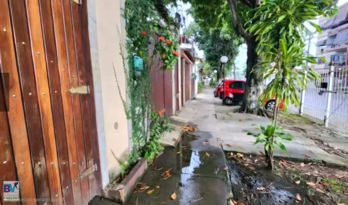 Casa de Condomínio com 2 quartos, Irajá, Rio de Janeiro - R$ 450 mil