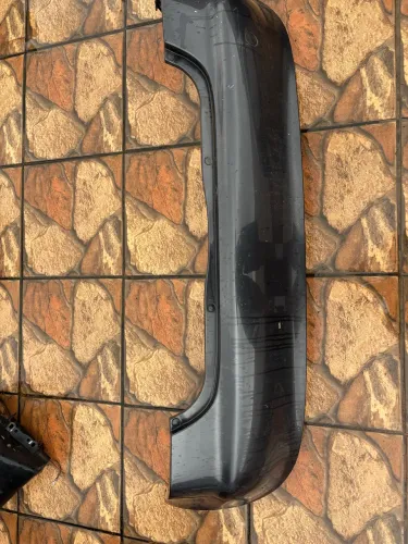 Pára-choque traseiro Mercedes Classe A160 R$ 200