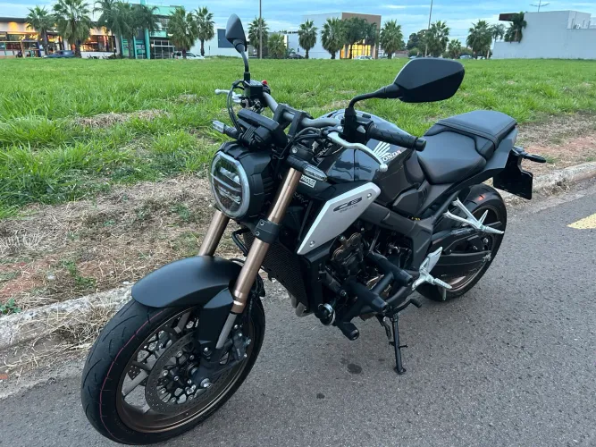 CB 650R ABS 2023/23 - 5400KM