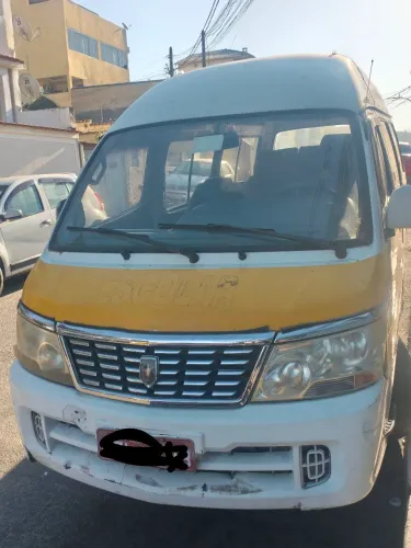 Jinbei Topic Escolar SL 2.2 8V/ 2.0 16V 4P 2010