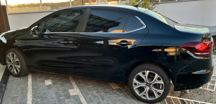 Citroen C4 Lounge Shine 1.6 Turbo Flex Aut. 2021