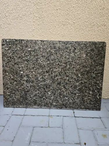 Pedra Granito Café Imperial Cinza escura 82x56c