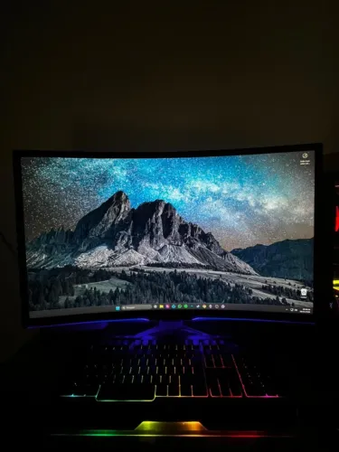 Monitor AOC Agon 32" Curvo 144Hz