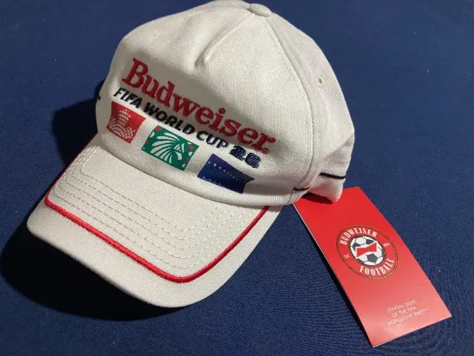 Boné Budweiser oficial Copa do Mundo FIFA 2026