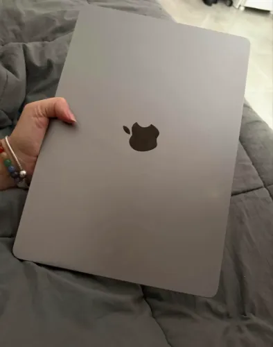 Macbook Air M2 15 Polegadas 8GB / 512 SSD - Bateria 150 Ciclos