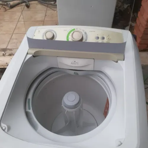 MAQUINA DE LAVAR ROUPA 11.5 CNSUL AQUI EM SALTO DE PIRAPORA