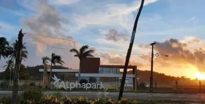 Lote H8 no Alpha Park | 560 m² na Avenida Principal | Localização Privilegiada