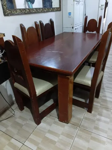 Vende-se mesa 6 lugares