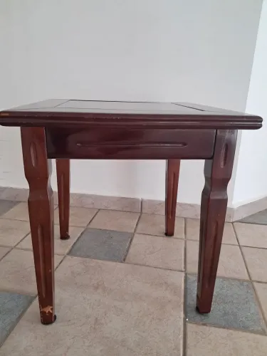 Mesinha de centro. 