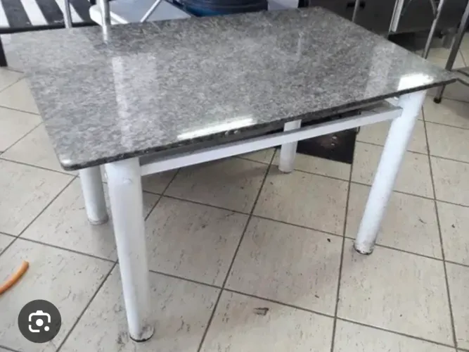 Mesa de Mármore 1.20 m