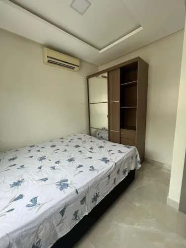 Alugo apartamento