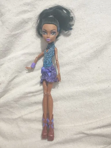 Robeca monster high