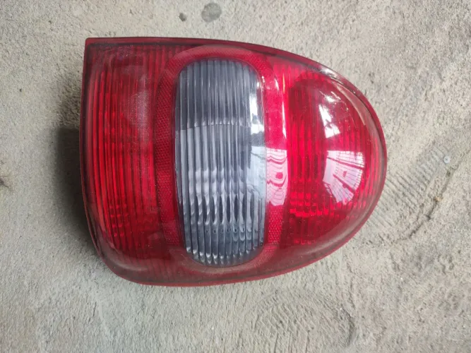 Lanterna bolha do corsa (2000 pra cima)