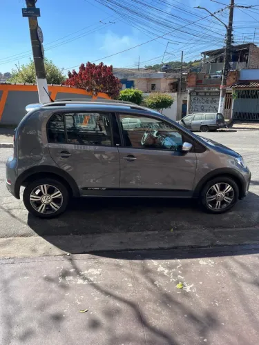 Volkswagen Up! Cross 1.0 TSI Total Flex 12V 5P 2019