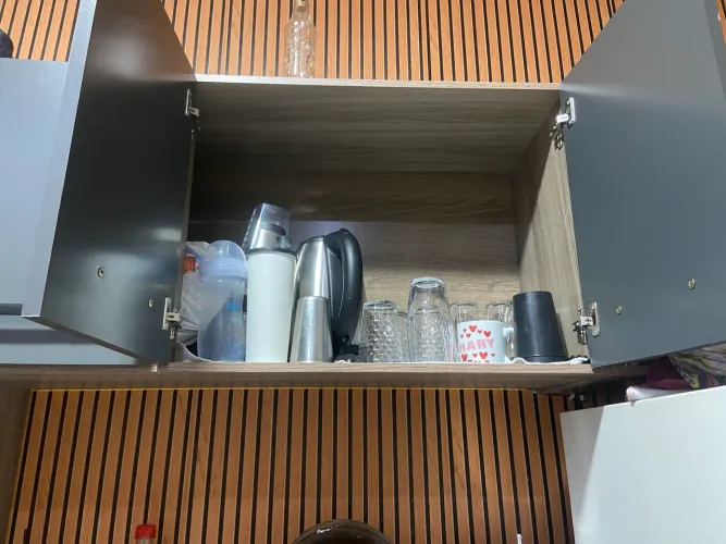 Armário de cozinha 7 portas