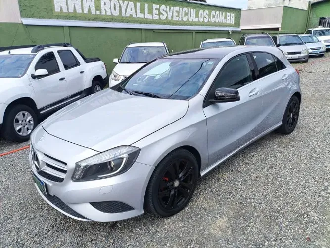 Mercedes-Benz Classe A 200 1.6 TB 16V Urban 156cv Aut. 2014