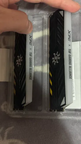 Memória RAM DDR4 XPG Spectrix 2x 8gb 3200mhz