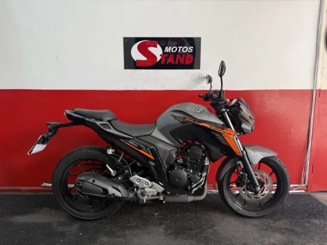 Yamaha FZ25 250 FAZER CONNECTED