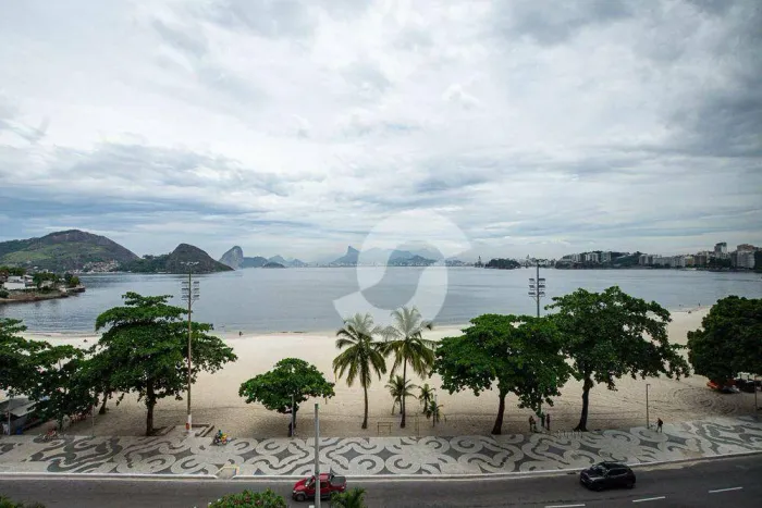 Apartamento com 3 dormitórios à venda, 105 m² por R$ 1.500.000,00 - Icaraí - Niterói/RJ