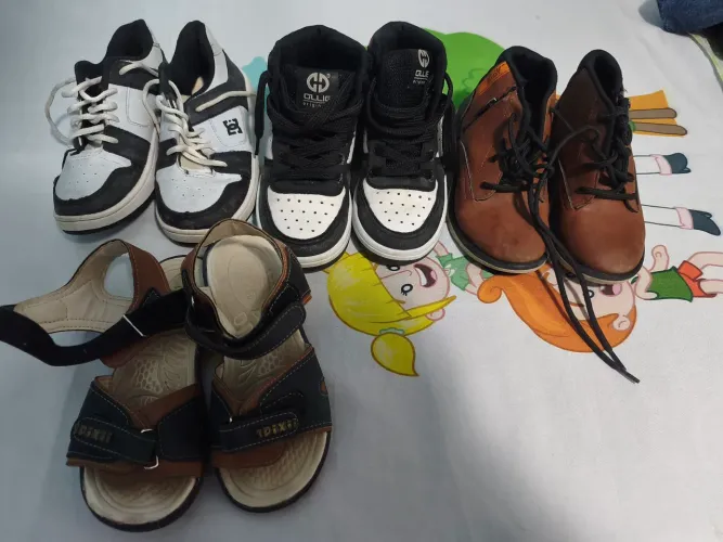 Sapatos, calças ,short ,camisas e jardineira infantil masculino