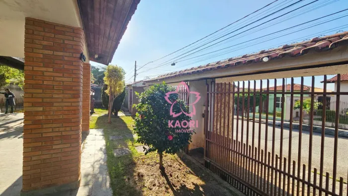 Casa com 3 suítes mais edicula, terreno de 900m, para venda ou aluguel - Jardim Maria do C