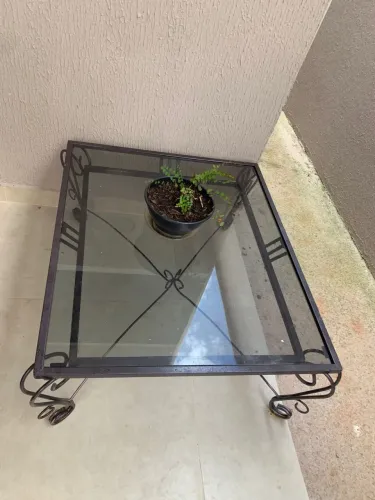 Mesa de vidro/ Aceito troca