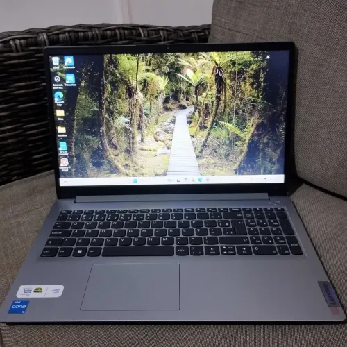 Notebook Lenovo Ideapad i3 - 12° geração (16gb de ram) excelente 