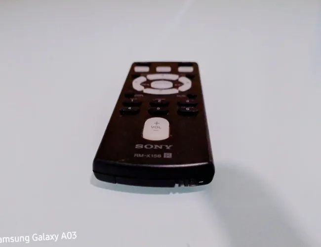 controle remoto automotivo original da Sony, modelo RM-X156